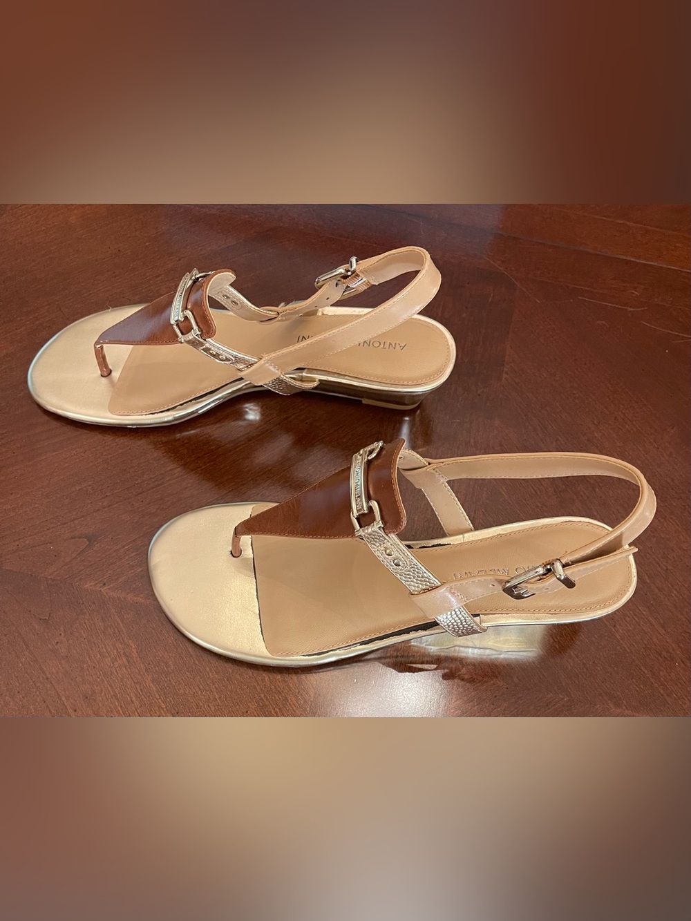 ANTONIO MELANI NWT & box Gold, Tan & Brown Leather T-Strap Slingback Sandals